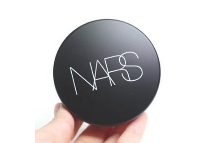 阿玛尼 香奈儿 nars ysl哪个品牌气垫粉底好？