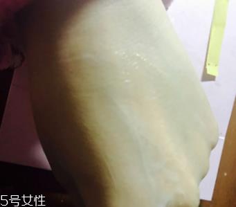 悦诗风吟乳液为什么搓泥？吸收度一般