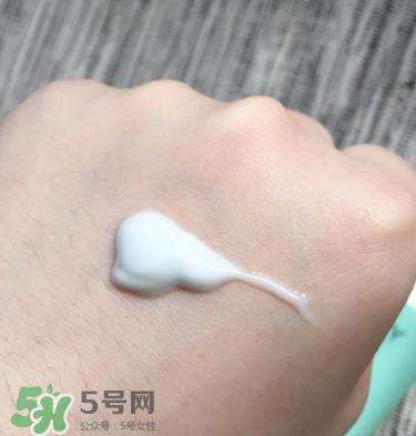 薇姿净颜无瑕保湿乳液好用吗