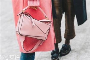 loewe和bv哪个档次高？著名奢侈品牌间的对决